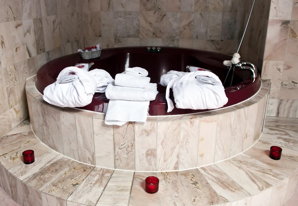Seminar- & Erlebnishotel Roemerturm Filzbach Ngoại thất bức ảnh
